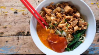 Resep Mie Ayam Kampung Rumahan, Rasanya Dijamin Auto Laris!