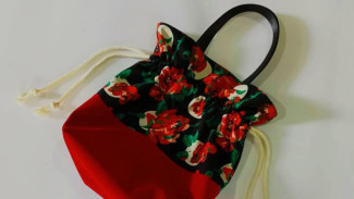 Gak Perlu Beli, Bikin Tas Serut Lucu Sendiri Aja Yuk!