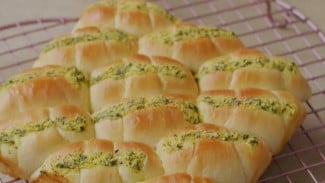 Resep Garlic Buns, Roti Topping Bawang Putih Simple Tapi Enak