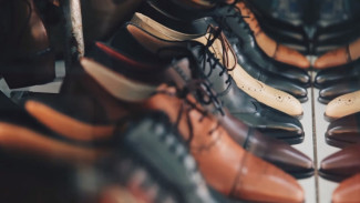 Tips Biar Rak Sepatu Tidak Bau Apek