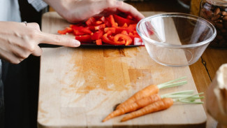 Bolehkah Pakai Talenan yang Sama untuk Sayur dan Daging?