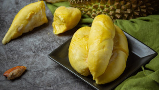 Rahasia Memilih Durian Sempurna, Panduan Cerdas untuk Pecinta Buah Raja