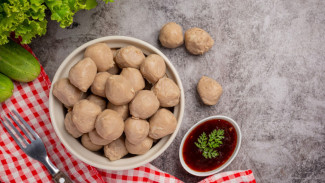 Bingung Mau Olah Daging Kurban? Bikin Jadi Bakso Solo Yuk! Kenyal Sempurna, Kuah Gurih Menggoda