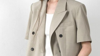 Inspirasi Outfit Harian dengan Blazer Wanita Rajut yang Modis
