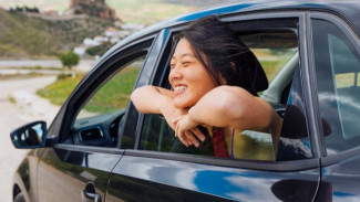 Sering Mual di Mobil? Ini 7 Penyebab Mabuk Perjalanan Darat & Cara Ampuh Mengatasinya!
