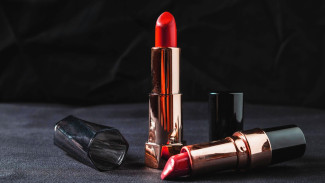 Begini Cara Tepat Menyimpan Lipstik Agar Tahan Lama