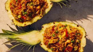 Resep dan Cara Membuat Nasi Goreng Nanas Segar dan Lezat Ala Restoran Thailand