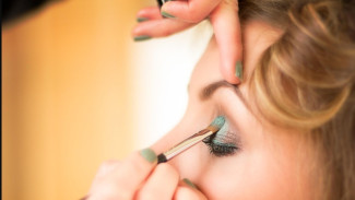 5 Teknik Makeup Simpel Biar Wajah Fresh Seharian