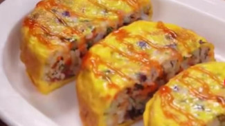 Atasi Anak Susah Makan dengan Membuatkan Omelet Telur Nasi Sayur