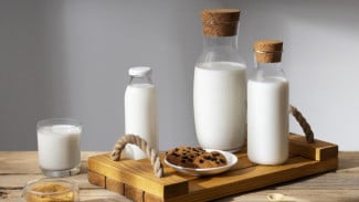 Susu Nggak Masuk Kulkas? Waspadai Batas Waktu Aman Ini!