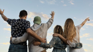 Ternyata Teman Dekat Bisa Bikin Kamu Hidup Lebih Lama! Ini 5 Rahasianya