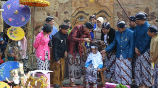 Fakta Unik Anak Gimbal di Dieng, Rambut Tak Boleh Dipotong Sembarangan!