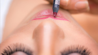 Makeup Natural untuk Ke Kantor, Cuma 10 Menit!
