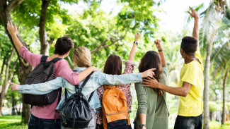 Baru Lulus? Ini 7 Jurusan Kuliah dengan Prospek Kerja Paling Cerah di Indonesia!