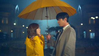 Cinta Bersemi di Meja Kubikel? Ini 6 Drakor Office Romance Paling Manis, Bikin Semangat Ngantor Terus!