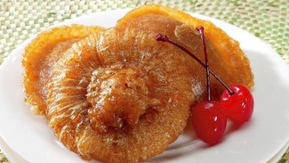 Kue Cucur Gula Aren Berserat Cantik dan Mekar Sempurna Meski Tanpa Cetakan