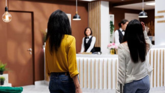 5 Hotel Terbaik di Praha, dari Gaya Retro hingga Pemandangan Kastil yang Memukau