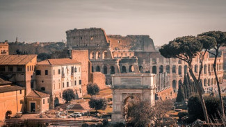 5 Hotel Terbaik di Roma, dari Palazzo Bersejarah hingga Penginapan Kitsch Dekat Vatikan