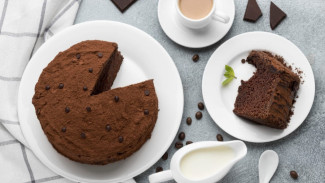 Bolu Coklat Panggang Takaran Gelas, Lembutnya Bikin Nagih!