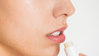 Ingin Bibir Lembap Natural? Coba 8 Tips Ini Agar Bibir Tidak Kering