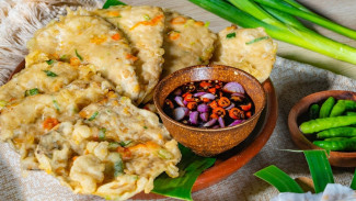 Tempe Mendoan Sambal Kecap, Klasik yang Tak Lekang Waktu dari Banyumas