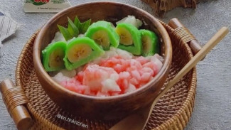Resep Es Pisang Ijo Segar Yang Selalu Bikin Happy