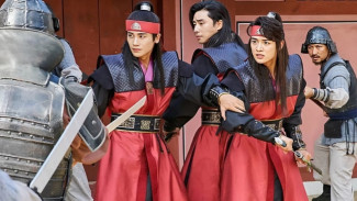 Hwarang The Poet Warior Youth, Drakor Buat Cuci Mata Berisi Banyak Pria Tampan
