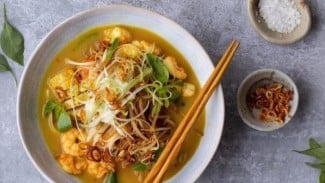 Resep Laksa Betawi dengan Bahan Lokal, Mudah Didapat!