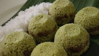 Resep Kue Putu Bulet, Manis Pulen Dan Bikin Kenyang