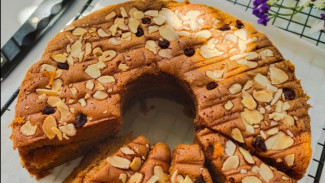 Manis Hangatnya Ontbijtkoek, Kue Rempah Khas Belanda yang Cocok Temani Teh Soremu!
