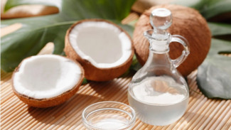 Rahasia Kecantikan Nenek Moyang, Minyak Kelapa
