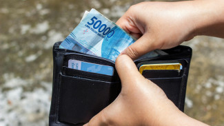 10 Tips Menabung untuk Gaji UMR, Realistis dan Mudah Dijalankan