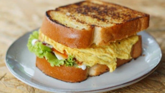 Resep Roti Panggang Telur Mayo, Menu Simpel Anti Gagal untuk Sarapan Pagi