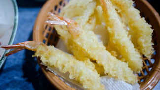 6 Langkah Mudah Membuat Ebi Furai ala Resto Jepang di Rumah