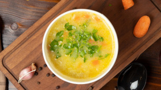 Menu Makan Praktis, Sup Telur Bening dengan Kehangatan yang Gurih di Tengah Dinginnya Cuaca