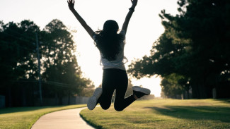 8 Cara Membangun Semangat Saat Masa Sulit dan Terpuruk