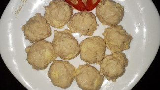 Bakso Ayam Wortel Kukus, Bisa Dibekukan untuk Seminggu!