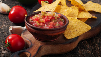 Pecinta Pedas Merapat! Ini Dia Salsa yang Bikin Mata Melek