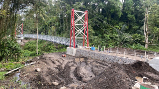 Proyek Jembatan Lantan Lombok Tengah Diprotes Karena Dianggap Merusak Aset Desa