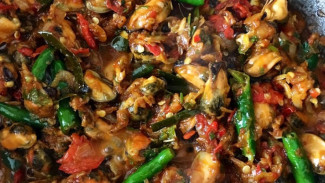 Resep Kerang Mercon Pedas Gurih, Bumbu Nendang sampai ke Cangkang!