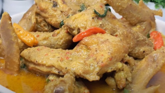 Siap-Siap Boros Nasi! Inilah Rahasia Resep Ayam Lodho Khas Jawa Timur yang Empuk dan Gurih Banget!