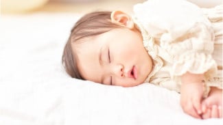Bolehkah Anak Dibiasakan Tidur Sendiri? Ini Jawabannya
