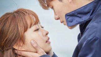 7 Drama Korea Romantis yang Menampilkan Adegan Pengakuan Cinta Terbaik