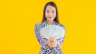 Jangan Khawatir! 5 Tips Bijak Mengelola Finansial Saat Gaji Istri Lebih Besar dari Suami