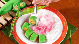 Segar dan Lembut! Resep Es Pisang Ijo Khas Makassar yang Gampang Dibuat di Rumah