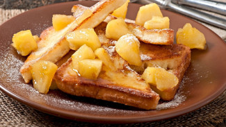Upgrade Sarapan! French Toast Apel Super Istimewa