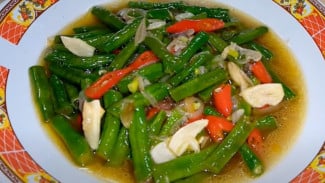 Rahasia Tumis Kacang Panjang Tetap Hijau, Renyah, dan Menggoda!