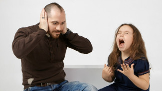 Trauma Orang Tua Bisa Menurun ke Anak? Ini Penjelasan Ilmiahnya!