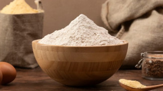 Rekomendasi 6 Merek Tepung Protein Sedang Terbaik untuk Kue dan Jajananmu!