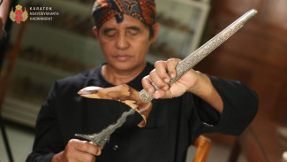 Keris Senjata Pusaka Penuh Makna dalam Budaya Nusantara